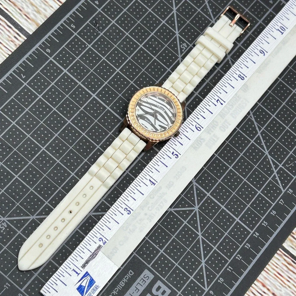 Terner‎ YH-A02 Rose Gold Tone Zebra Print Dial Silicone Strap Quartz Watch